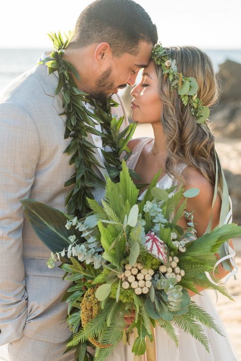 View Maui Wedding Photography by Top Photographers in Maui, HI Greens Bouquet, Island Wedding Dresses, Hawaiian Wedding Dress, Polynesian Wedding, Fiji Wedding, Hawaii Wedding Photography, Maui Photographers, Hill Photography, Kauai Wedding