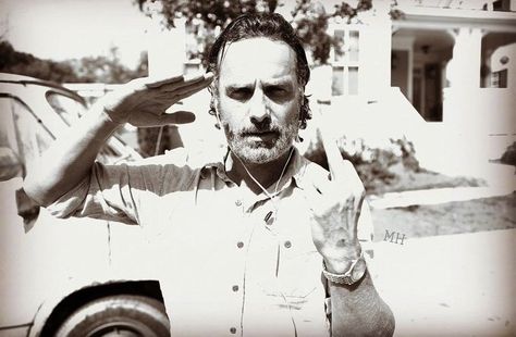 Andrew Lincoln, Rick Grimes, Happy Saturday, Walking Dead, The Walking Dead, Lincoln, Walking, Bts, On Twitter