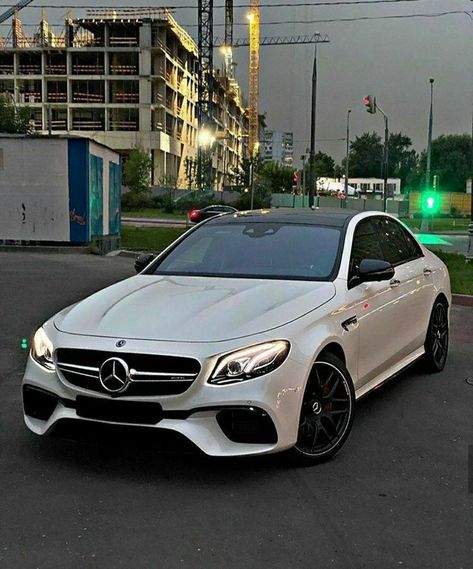 Mercedes C180, Mercedes Benz C180, Mercedes Benz Wallpaper, C 63 Amg, مرسيدس بنز, Benz Cars, Dream Cars Mercedes, Mercedes Cls, Ford Mustang Car