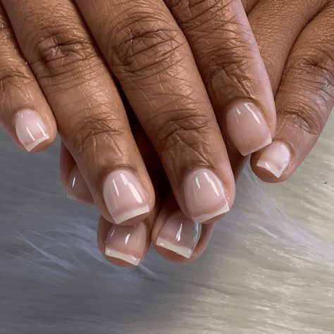 Gel Powder Dip Nails, American Dip Powder Nails, Natural Looking Dipped Nails, Powdered Nail Ideas, Clear Dipped Nails, Clear Powder Dip Nails, Natural Dip Powder Nails Colors, Nude Nails Dip Powder, Natural Powder Dip Nails