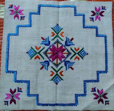 Phulkari Motifs Design, Phulkari Embroidery Motifs Traditional, Traditional Phulkari Embroidery Design, Phulkari Embroidery Motifs Patterns, Phulkari Embroidery Designs Pattern, Phulkari Motifs, Phulkari Embroidery, Indian Handicrafts, Traditional Embroidery