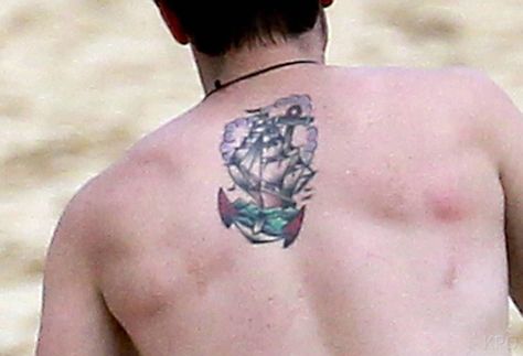 tattoo Josh Hutcherson Tattoo, Hunger Games Josh Hutcherson, New Hunger Games, Upper Back Tattoos, Josh Hutcherson, Back Tattoos, Hollywood Actor, Cute Celebrities, Wrist Tattoos