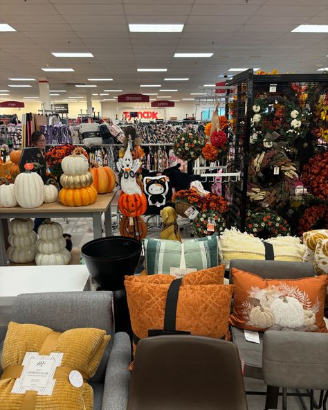 TJ Maxx Halloween Finds!✨🎃🖤 - #hellokitty #hellokittylover #hellokittycore #hellokittyaddict #hellokittylovers #hellokittystuff #hellokittycollection #halloween #halloweendecor #halloweenlife #hellokittystuff #tjmax #marshalls #tjmaxxfinds #marshallsfinds #homegoodsfinds #disney #tjmaxx #tjmaxxfinds Tj Maxx Finds Halloween, Halloween Hello Kitty Decor, Tj Maxx Hello Kitty, Junior Dresses, Hello Kitty, Kitty, Halloween, Disney