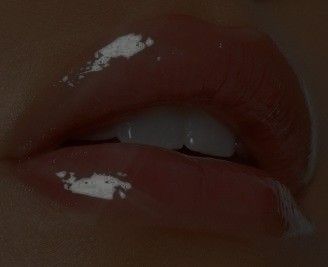 Pouty Lips Aesthetic, Lips Aesthetic, Pouty Lips, Makeup Tutorial, Lips, Makeup, Quick Saves, Make Up