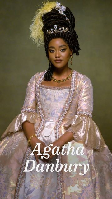 Agatha Danbury, Lady Danbury, Drama Clothes, Jane Austen Movies, Regency Era Fashion, Black Royalty, Wicked Witch Of The West, Charlotte Dress, Retro Looks