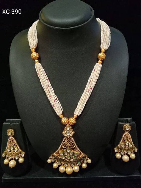 Moti Set, Long Jewellery, Gold Jewelry Prom, Jadau Jewellery, Painted Necklace, Bridal Jewellery Inspiration, Long Haram, Hand Painted Necklace, Rani Haar