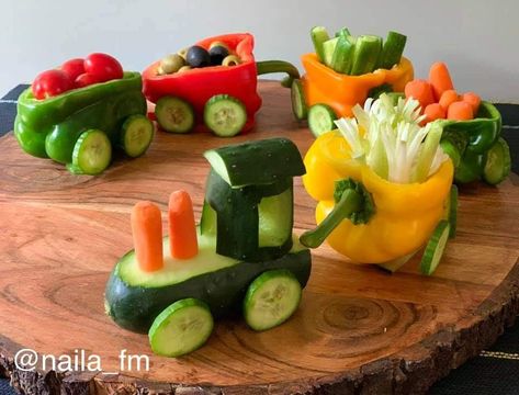 Decorações Com Comidas, Food Art For Kids, Creative Snacks, Amazing Food Decoration, Amazing Food Art, Party Food Platters, Kids Party Food, Food Carving, Easy Food Art