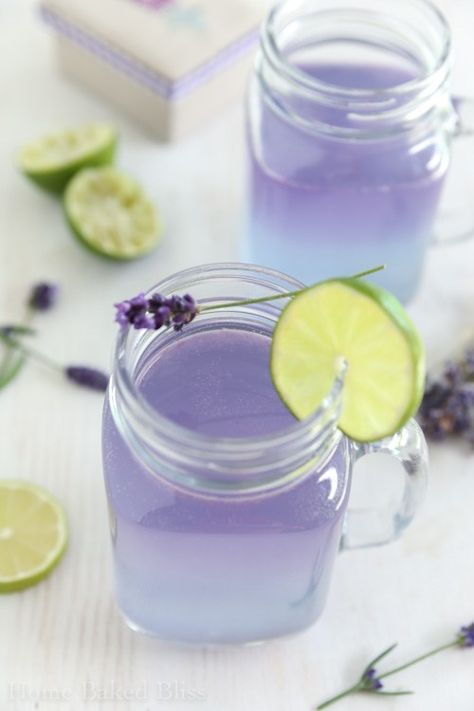 Lavender Limeade, lemonade, lavender, lavender lemonade, limeade Lavender Limeade, Lemonade Lavender, Teas For Headaches, Lavender Recipes, Lavender Syrup, Tea Health Benefits, Lavender Lemonade, Lavender Tea, Healthy Teas