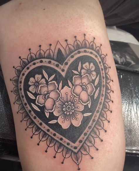 Traditional Western Tattoo, Legs Tattoos, Fingerprint Heart Tattoos, Traditional Heart Tattoos, Western Tattoo, Back Of Leg Tattoos, Black Heart Tattoos, Thigh Tat, American Traditional Tattoo Ideas