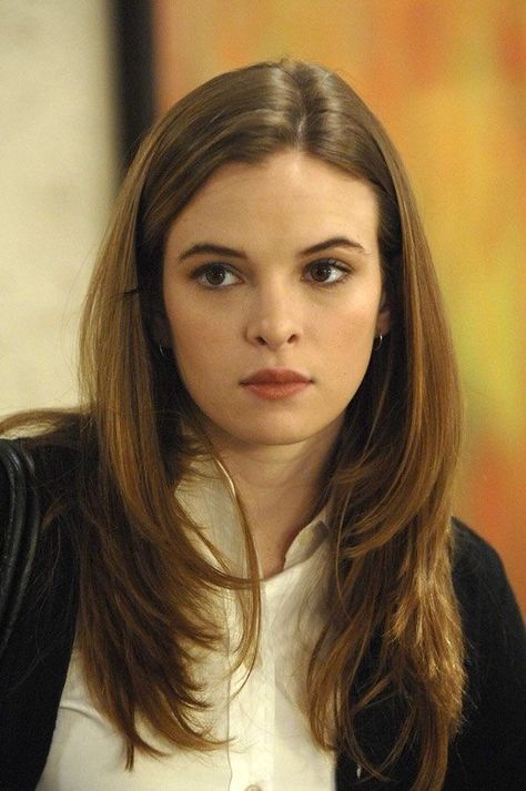 Danielle Panabaker The Flash, Caitlyn Snow, Kay Panabaker, Star Wars Padme, Killer Frost, Danielle Panabaker, Danielle Nicole, Time Lapse, Look Alike