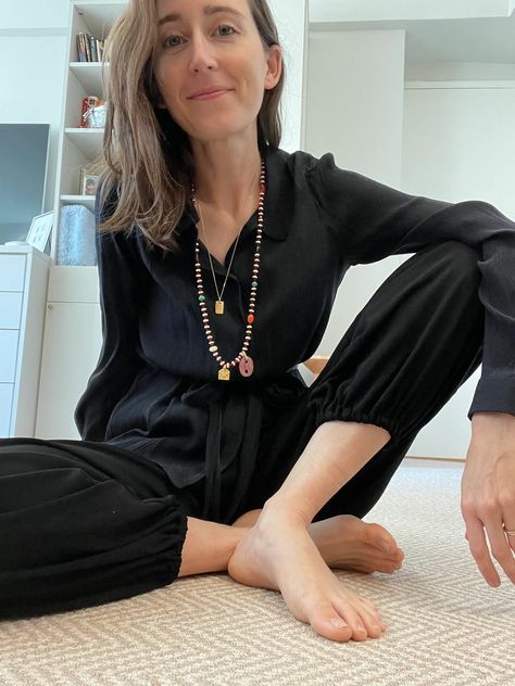 What to Wear to Entertain at Home - by Becky Malinsky Shabbat Dinner, At Home Outfits, Betty Draper, Take Off Your Shoes, Getting Dressed, Pretty Blouses, The Balance, Home Outfit, House Shoes