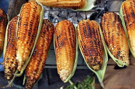 I' d like to have some right now. ...mayi boukannen/grilled corn Libyan Food, Kurdish Food, Albanian Recipes, Iranian Cuisine, Persian Cuisine, Iranian Food, Haitian Food Recipes, Nigerian Food, Roasted Corn