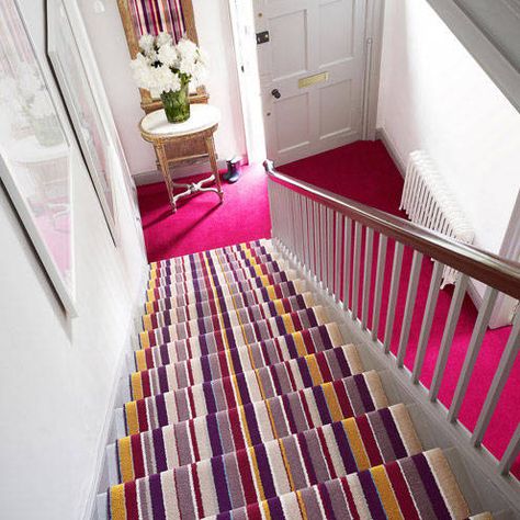 Create a welcoming entrance with a fun and bright carpet runner. Tartan Stair Carpet, Stairs Landing Carpet, Grey Stair Carpet, Diy Staircase Makeover, Hallway Ideas Diy, Stairs Carpet, Gray Stairs, Diy Staircase, Staircase Makeover