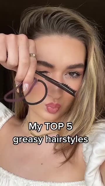 Dirty Hair Hairstyles Oily, Dirty Hair Hairstyles, Cute Simple Hairstyles, Vlasové Trendy, Hair Tips Video, Greasy Hair Hairstyles, Peinados Fáciles Para Cabello Corto, Hair Stylies, Penteado Cabelo Curto