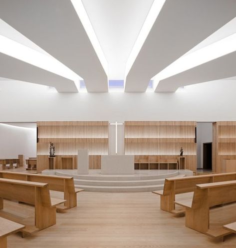 Kirchen Design, Church Design Architecture, Church Building Design, Church Interior Design, Church Inspiration, Desain Pantry, Modern Church, Church Stage Design, Sacred Architecture