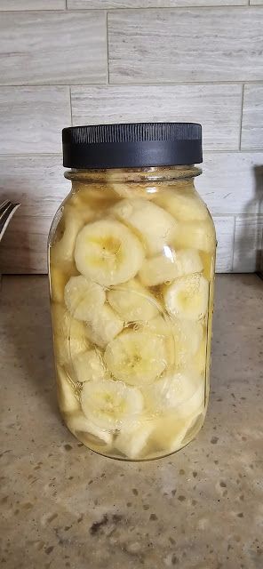 Title: Tangy Delights: How to Make Easy and Flavorful Fermented Bananas Homemade Nacho Cheese Sauce, Homemade Nachos, Christmas Jam, Cheesecake In A Jar, Nacho Cheese Sauce, Homemade Hamburgers, Fermented Drink, Cheese Lover, Banana Recipes