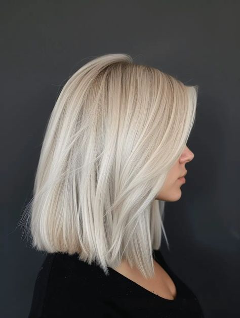 Cool Blonde Hair Color Short, Blonde Textured Bob Shoulder Length, Long Bob From The Back, Lob Blonde Haircut, Blond Long Bob Hairstyles, Blonde Hair Collar Bone Length, Short Blond Haircut Women Straight, Short Blonde Hair Shoulder Length, Haircuts For Straight Blonde Hair