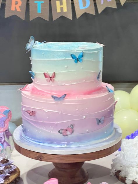 Pastel Butterfly Cake Ideas, Butterfly Cake 7th Birthday, Butterfly Cake Ideas Birthdays Simple, Butterfly Rainbow Party, Butterfly Smash Cake First Birthdays, Rainbow Butterfly Cake, Unicorn Cake Design, Butterfly Birthday Cake, Fairy Birthday Cake