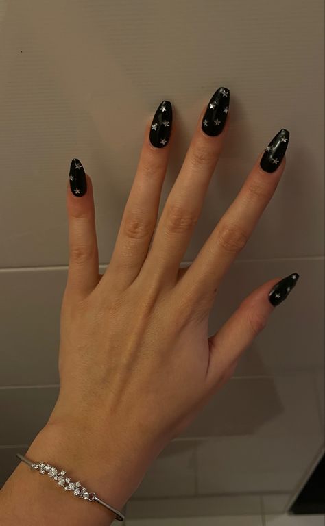 Black And Shiny Nails, Black Nails With Silver Stars, Reputation Nail Ideas, Eras Tour Nail Ideas Reputation, Black And Silver Star Nails, Black Shiny Nails, Shiny Black Nails, Eras Tour Nail Ideas, Reputation Nails