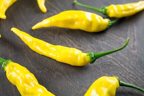 Aji Pineapple Chili Pepper Lemon Drop Pepper, Pineapple Chili, Types Of Chili Peppers, Chili Pepper Recipes, Hot Sauce Recipes, Chile Pepper, Hottest Chili Pepper, Pepper Seeds, Spicy Chili