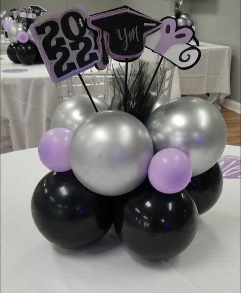 Black And Purple Centerpieces, Purple And Black Graduation Party, Purple Graduation Party Ideas, Lsu Party, Graduation Fans, Graduation Party Treats, Balloon Pillars, Black And White Balloons, Graduation Table Decorations