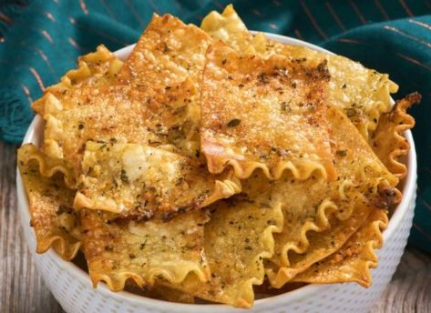 Oven-Baked Herbed Lasagna Chips Recipe | Chips Made from Lasagna Noodles | Shockingly Delicious Lasagna Chips, Recipes With Lasagna Noodles, Fried Lasagna, Leftover Lasagna, Cinnamon Apple Chips, Pasta Chips, Baked Lasagna, Lasagna Noodles, No Noodle Lasagna