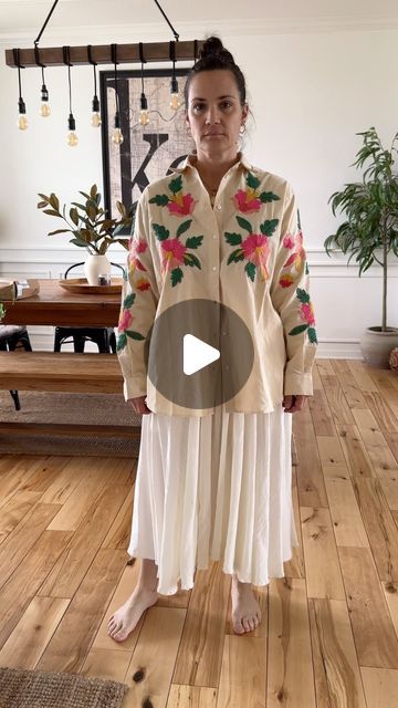 Elise zeller on Instagram: "GRWM in a white skirt and oversized shirt! . Sandals are out, it’s above 75, flowy white skirt and yes… my big floral shirt! I’m so glad I kept it! I’m finding all those ways to wear it! . casual outfits | casual style | elevated casual | style over 40 | pops of color | mom style | french style | what to wear | style tips | outfit inspo | spring style | spring outfits" Skirt And Oversized Shirt, Hawaiian Shirt Outfit, Thrift Store Outfits, Outfit Inspo Spring, Big Floral, Elevated Casual, Style Spring, White Skirt, Spring Style