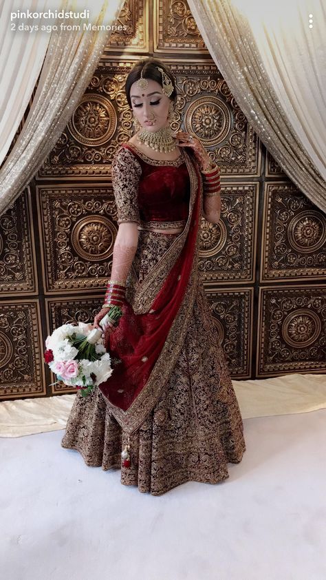 Indian bridal, Indian bridal makeup, maroon lehenga, velvet lehenga Beautiful Lehangas, Lehenga Velvet, Wedding Lengha, Bridal Clothes, Maroon Lehenga, Jumka Earrings, Cross Shirt, Wedding Lehenga Designs, Bridal Lehenga Collection