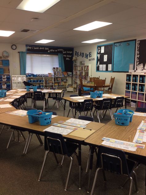 Black and Turquoise classroom Guy Classroom Decor, Classroom Desk Arrangement High School, Classroom Sitting Arrangement Desks, Classroom Seating Arrangements Desks Middle School, Aesthetic Locker Decor, Aesthetic Locker, Ron Clark Classroom, Seating Arrangements Classroom Elementary Student Desks, Turquoise Classroom