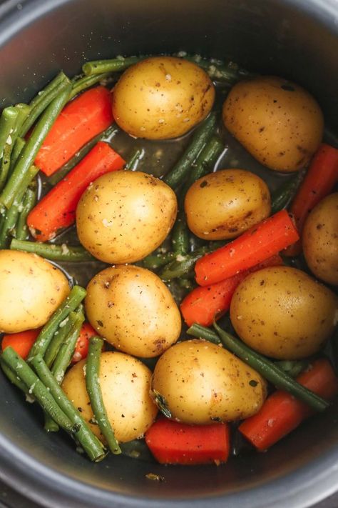 INSTANT POT POTATOES WITH GREEN BEANS AND CARROTS Instant Pot Carrots And Potatoes, Instant Pot Potatoes And Carrots, Vegetables In Instant Pot, Ip Potatoes, Instapot Veggies, Honey Garlic Chicken Crock Pot, Buttered Potatoes, Pot Roast Vegetables, Instant Pot Potatoes