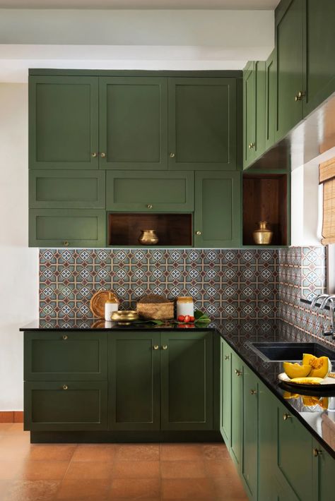 In these 7 kitchens from AD's archives, green hues come alive for a trendy kitchen unlike any other. Indian Kitchen Interior Traditional, Traditional Kitchen Ideas Indian, Indian Kitchen Interior Modern, Traditional Kerala Home, Kitchen Ideas Indian, Indian Kitchen Interior, Indian Kitchen Design Ideas, Kitchen Design Indian, Indian Kitchen Design