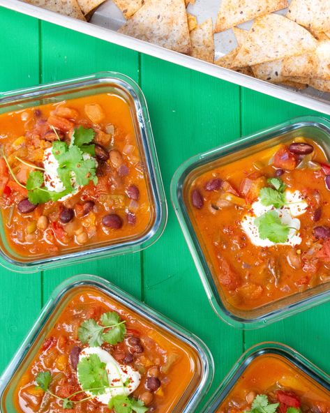 Vegetarian Mixed Bean Chilli - Beat the budget Vegetarian Chilli Con Carne, Bean Chilli Recipe, Chilli Recipe, Homemade Tortilla, Bean Chilli, Healthy Budget, Homemade Tortilla Chips, Chilli Recipes, Veggie Stock