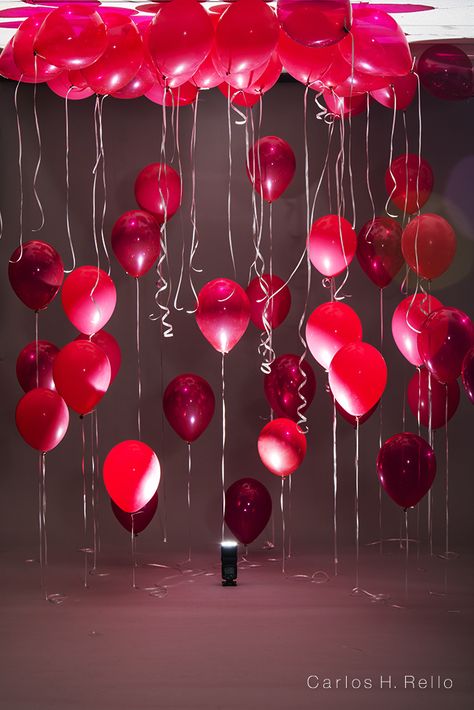 photography, studio, set up, backdrop, idea, red, balloons, photo, valentines day, photographer, creative, background Valentines Photo Booth, Photo Valentines, Valentine Backdrop, Valentines Party Decor, Valentine Photo Shoot, Diy Photo Backdrop, Photoshoot Backdrops, Valentinstag Party, Valentine Picture