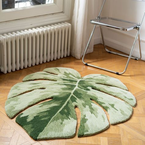 Size Light green, 100x120cm Dark green, 103x115cm Add an elegant, natural touch to your home with the Monstera Living Room Mat Carpet. This rug features a green plant leaf design that provides a sophisticated and modern feel to any room. Introducing Monstera Living Room Rug, perfect for adding unique style to any bedroom! Crafted from heavy-density yarn, this mat delivers an exquisitely soft and fluffy contact surface for exceptional comfort. To keep it in excellent condition, vacuum it regularl Living Room Mat, Carpet Green, Moss Rug, Living Room Mats, Room Mat, Bedroom Mats, Washing Detergent, Daughters Room, Monstera Deliciosa