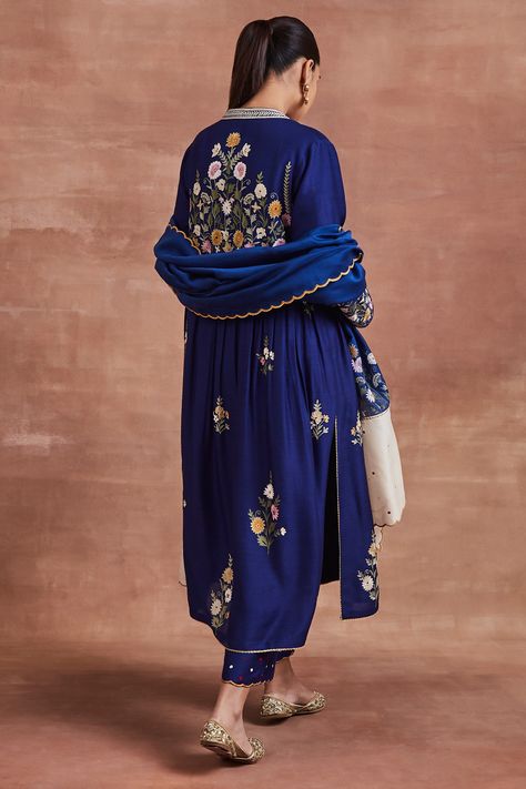 Buy Blue Handwoven Monga Tussar Silk Embroidered Hiral Anarkali Set For Women by Sue Mue Online at Aza Fashions. Machine Work Suits, Gathered Anarkali, Velvet Pakistani Dress, Plain Suits, Partywear Suits, Punjabi Suits Designer Boutique, Indian Suit, Designer Anarkali Dresses, Chanderi Dupatta