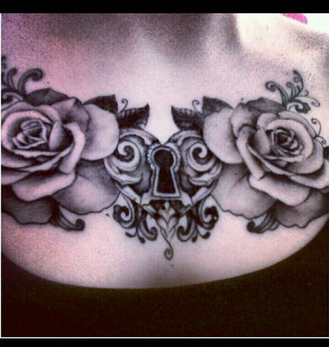 I hate roses , but I'm loving this tattoo. If only I had the ovaries to get something very similar to this on my chest. Rose Chest Tattoo, Lotusblume Tattoo, Locket Tattoos, Key Tattoos, Key Tattoo, Cool Chest Tattoos, Chest Tattoos, Chest Tattoos For Women, Chest Piece Tattoos