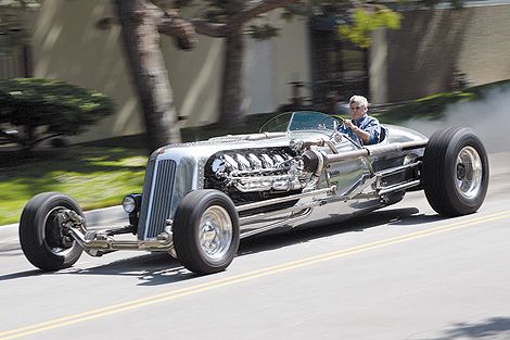 Jay Leno's M-47 Patton Tank-Engine car.... now this is a Tank!! Patton Tank, Jay Leno Garage, Jay Leno, Sport Automobile, Vintage Race Car, Rat Rods, Classic Cars Trucks, Sports Cars Luxury, Rat Rod