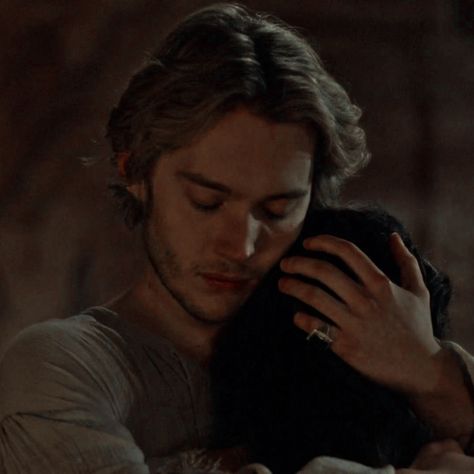 Francis Valois, Toby Regbo Reign, Reign Aesthetic, Reign Cast, Reign Mary And Francis, Reign Tv Show, Reign Mary, Toby Regbo, Victorian Romance