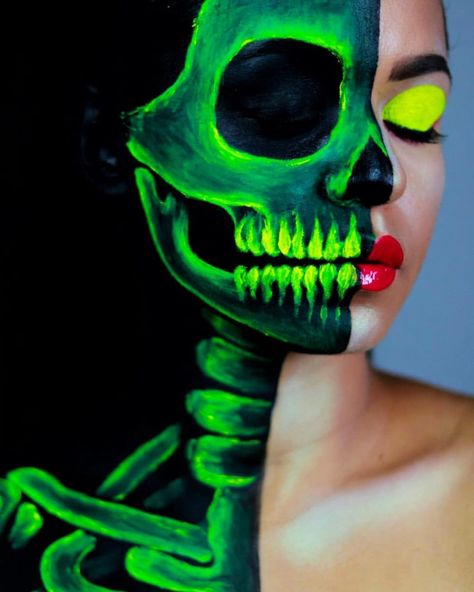 Black Light Skeleton Makeup, Uv Makeup Halloween, Blacklight Halloween Makeup, Glow In The Dark Skull Makeup, Glow In The Dark Halloween Makeup, Halloween Neon Makeup, Neon Skeleton Makeup, Neon Halloween Makeup, Neon Skull Makeup