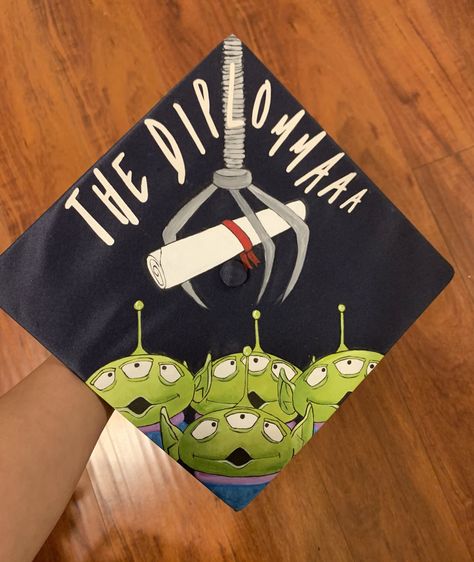 Toy Story Graduation, 5 Hours Later, Disney Graduation Cap, Funny Graduation Caps, Creative Graduation Caps, Graduation Cap Ideas, Disney Graduation, College Grad Cap Ideas, Grad Cap Decorated