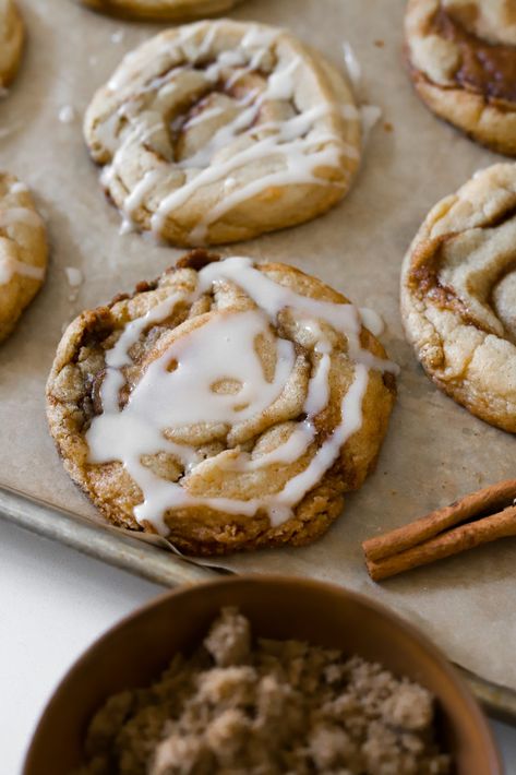 Ooey Gooey Cinnamon Rolls, Chewy Sugar Cookie, Gooey Cinnamon Rolls, Cinnamon Roll Cookies, Cookie Base, Chewy Sugar Cookies, Cinnamon Cookies, Roll Cookies, Gourmet Cookies