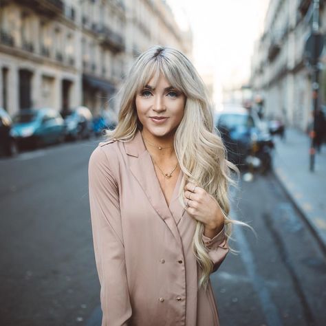 See this Instagram photo by @caraloren • 3,053 likes Cara Loren Hair, Fringe Bangs Hairstyles, Bangs Color, Cara Loren, Color Rubio, Long Face Hairstyles, Face Shape Hairstyles, Long Brunette, Hair 2018