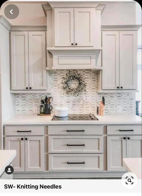 Greige Kitchen, Kitchen Cabinets Color Combination, Kitchen Cabinet Color Ideas, Kitchen Cabinet Colors, Kitchen Inspiration Design, Kitchen Redo, Updated Kitchen, Kitchen Makeover, Kitchen Colors