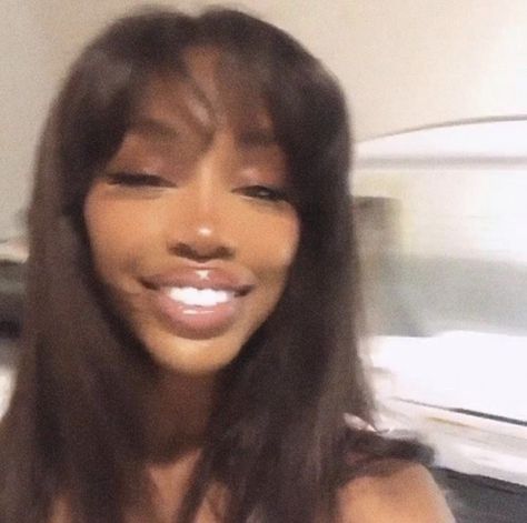 Sza Singer, Makeup Hairstyle, Brown Hair, Lip Gloss, Makeup, Hair, Make Up