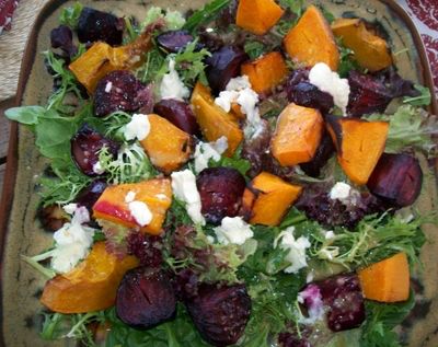 Beetroot And Feta Salad, Pumpkin Feta, Bunny Food, Beetroot Recipes, Feta Salad Recipe, Pumpkin Salad, Yummy Salads, Beetroot Salad, Vegetarian Salads