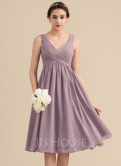 [£33.00] Empire V-neck Knee-Length Chiffon Bridesmaid Dress Fabric Empire, Mermaid Bridesmaid, Dusty Blue Bridesmaid Dresses, Sleeveless Bridesmaid Dresses, Blue Bridesmaid Dress, Mermaid Bridesmaid Dresses, Cascading Ruffles, Bridesmaid Dresses Online, Junior Bridesmaid Dresses