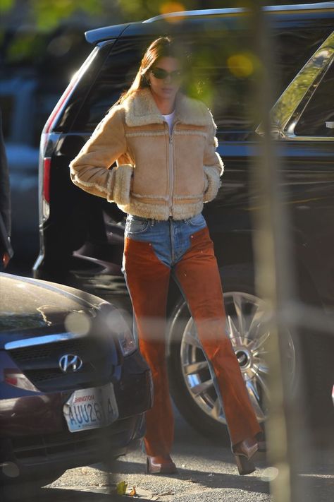 Kendall Jenner 11.9.22 Kendall Jenner Cowgirl Aesthetic, Kendall Jenner Cowgirl, Kylie Style, Kendall Jenner Dress, Kendall Style, Cowgirl Aesthetic, Jenner Style, Celeb Style, Famous Fashion