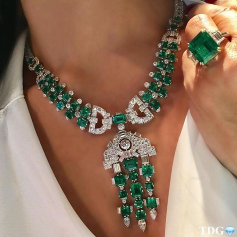 #YafaSignedJewels emeralds looking good on @thediamondsgirl ! Ring and necklace available from #Yafa , we ship worldwide, call or email for details on these exceptional pieces. 💚#thebest #authentic #vintagejewelry #collectorsitem #estatejewelry #signedjewelry #luxury #jewelry #vintage #forsale #newyork #emerald #diamond #finejewelry #highjewelry Heart Diamond Necklace, Emerald Jewellery, Beautiful Diamond Necklace, Necklaces Ideas, Diamond Girl, Rene Lalique, Green Heart, Heart Diamond, Jewellery Sets