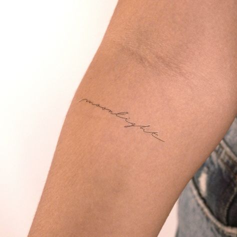 Fine line handwritten 'moonlight' temporary tattoo designed by tattoo artist Jakenowicz. Set of three. Size: 2.8 in / 7 cm (height) This temporary tattoo is: * Safe & non-toxic * FDA-compliant and fun for all ages * Free shipping in order over €10: FREESHIPPINGOVER10 * 20% off when you buy 3 items (+ Free Shipping ): THREE Small Tattoos last on average 2-5 days. We suggest placing on oil-free areas where skin does not stretch and keep them clean! Check us out! instagram @small.tattoos pinterest. Moonlight Tattoo Ideas, Fine Line Tattoo Words, Handwritten Tattoo, Moonlight Tattoo, Soft Tattoo, Tattoos Pinterest, Realistic Tattoo Sleeve, Cute Small Tattoos, Tattoo Script