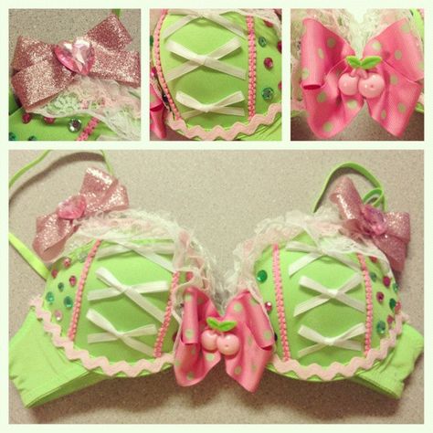 Decorated Bras, Bra Art, Rave Bras, Bling Bra, Frilly Dress, Old Bras, Raver Girl, Diy Bra, Rave Babe